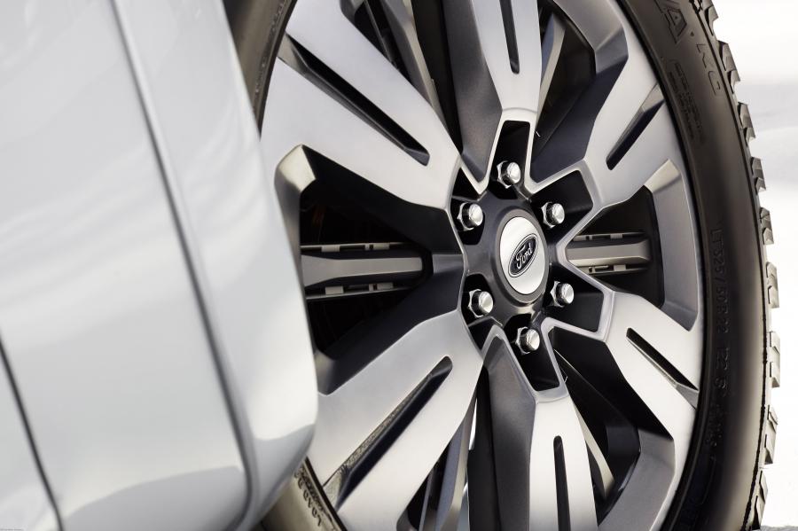  Ford Atlas Concept 2013 года  (фото 35 из 57)